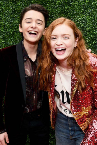Poster Sadie Sink - Noah Schnapp Stranger Things - Atriz - Séries